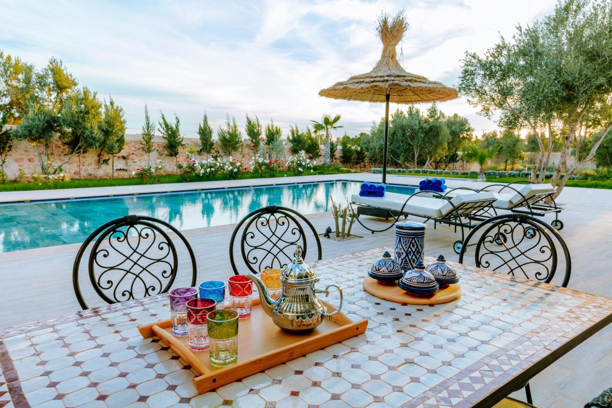 Villa Isaac Et Seghir , Casa Lila Gardens Piscine Chauffee เอสเซาอิรา ภายนอก รูปภาพ